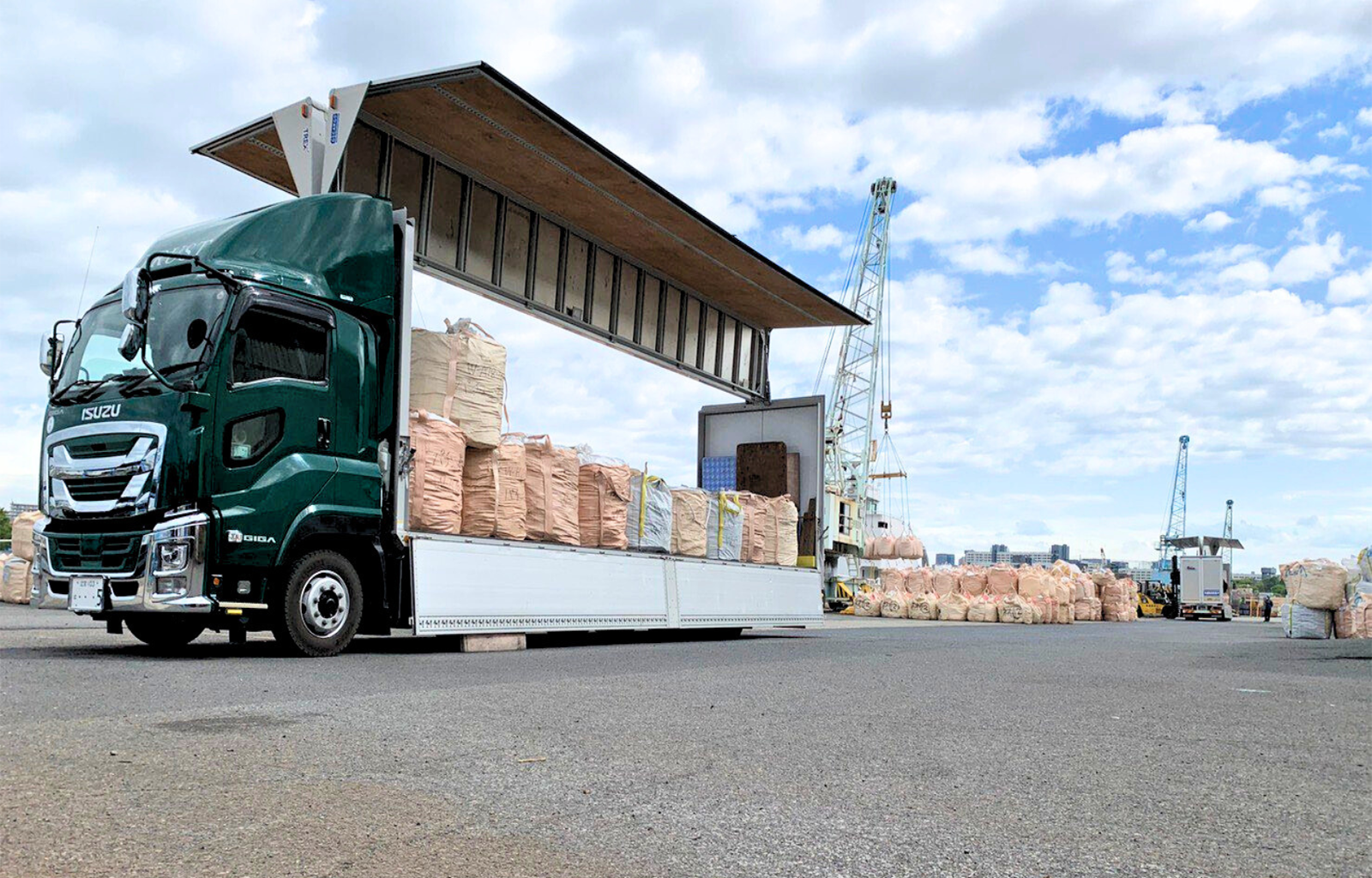 トラストの取り組みを示す画像